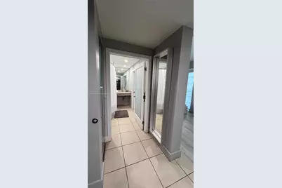 1036 Ocean Dr #B205, Miami Beach, FL 33139 - Photo 2