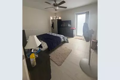 211 NW 51st St, Oakland Park, FL 33309 - Photo 10