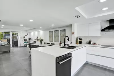 2723 NE 164th St #77, North Miami Beach, FL 33160 - Photo 1