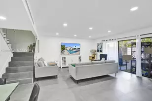 2723 NE 164th St, North Miami Beach, FL 33160 - Photo 10