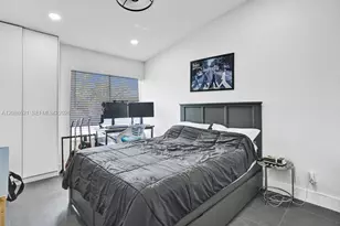 2723 NE 164th St, North Miami Beach, FL 33160 - Photo 14