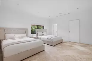 415 Holiday Dr, Hallandale Beach, FL 33009 - Photo 54