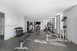 801 S Ocean Dr, Hollywood, FL 33019 - Photo 18