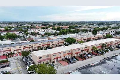 1784 W 56th Ter #401, Hialeah, FL 33012 - Photo 34