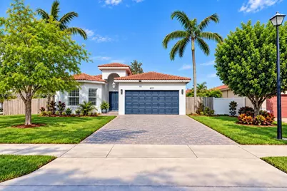 601 NW 19th Ave, Pompano Beach, FL 33069 - Photo 1