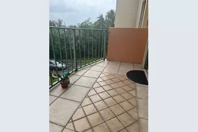 9310 Fontainebleau Blvd #312, Miami, FL 33172 - Photo 6