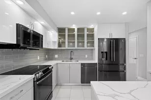 701 Three Islands Boulevard, Hallandale Beach, FL 33009 - Photo 2