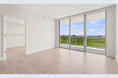 2411 Laguna Cir #1004, North Miami, FL 33181 - Photo 4