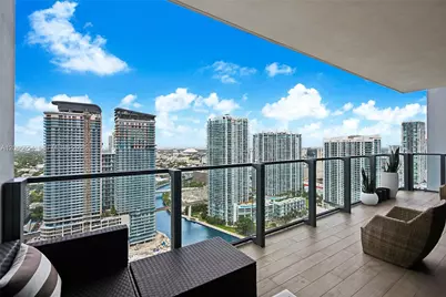 68 SE 6th St #3306, Miami, FL 33131 - Photo 22
