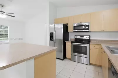 1668 SE Nancy Ln, Port Saint Lucie, FL 34983 - Photo 6