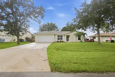 1668 SE Nancy Ln, Port Saint Lucie, FL 34983 - Photo 2