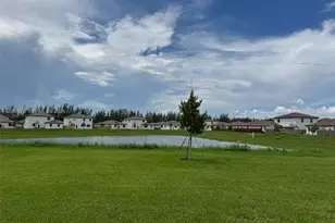 2404 SE 29th Dr, Homestead, FL 33035 - Photo 8