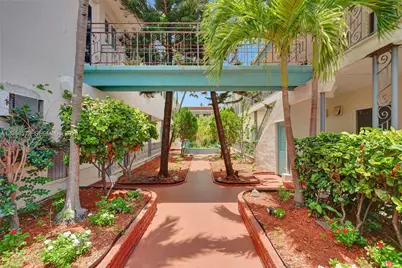 7300 Byron Ave #15B, Miami Beach, FL 33141 - Photo 2