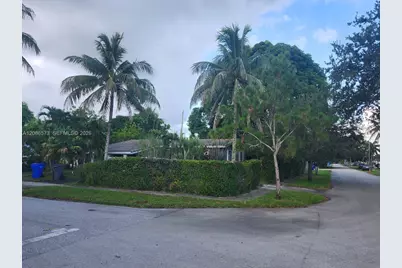 6570 Thomas St #-, Hollywood, FL 33024 - Photo 1