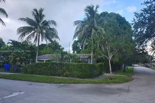 6570 Thomas St, Hollywood, FL 33024 - Photo 1