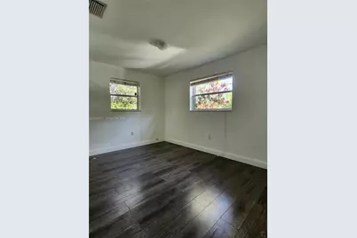 6570 Thomas St #-, Hollywood, FL 33024 - Photo 10
