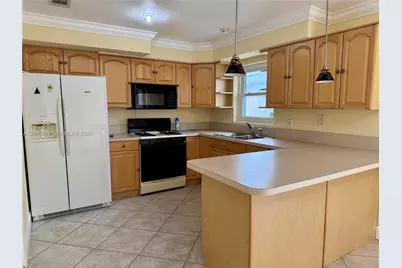 1611 NE 35th St, Pompano Beach, FL 33064 - Photo 6
