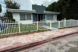 1995 Marseille Dr, Miami Beach, FL 33141 - Photo 1