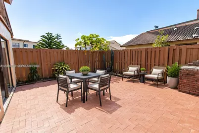 13536 SW 11th Ln, Miami, FL 33184 - Photo 18