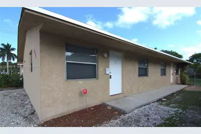 806 NW 10th St #1, Hallandale Beach, FL 33009 - Photo 2