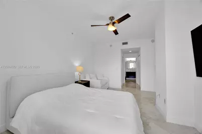10 Aragon Ave #810, Coral Gables, FL 33134 - Photo 18