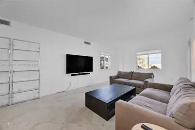 10 Aragon Ave #810, Coral Gables, FL 33134 - Photo 8