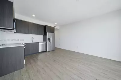 2000 Biscayne Blvd #2414, Miami, FL 33137 - Photo 10