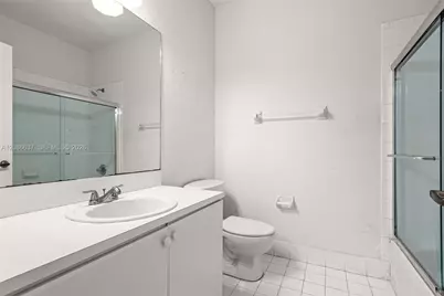11401 NW 76th Ter, Doral, FL 33178 - Photo 40