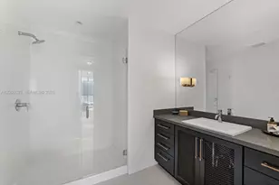 2020 N Bayshore Dr, Miami, FL 33137 - Photo 30