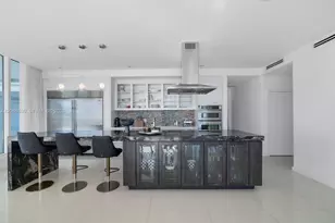 2020 N Bayshore Dr, Miami, FL 33137 - Photo 10