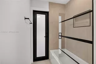 3210 SW 94th Ct, Miami, FL 33165 - Photo 24