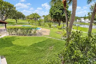 1811 Sabal Palm Dr, Davie, FL 33324 - Photo 14