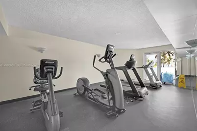 6767 Collins Ave #1403, Miami Beach, FL 33141 - Photo 20