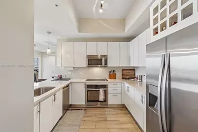 999 SW 1st Ave #UPH12, Miami, FL 33130 - Photo 10