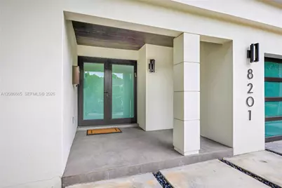 8201 SW 62nd Ave, South Miami, FL 33143 - Photo 4