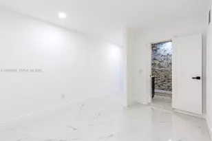 1001 NE 82nd St, Miami, FL 33138 - Photo 20