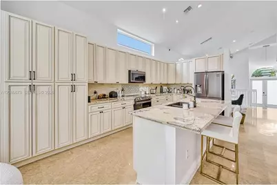 1500 SW 171st Ter, Pembroke Pines, FL 33027 - Photo 14
