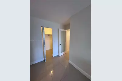 400 Leslie Dr #602, Hallandale Beach, FL 33009 - Photo 12