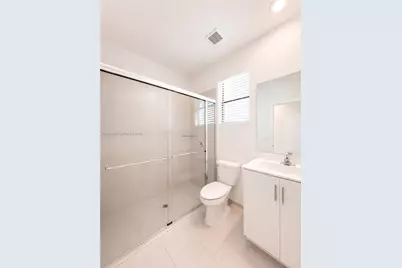 3448 W 110th Ter #3448, Hialeah, FL 33018 - Photo 18