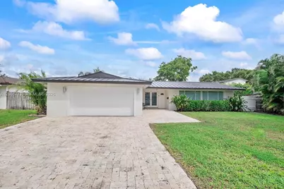 7111 Bamboo St, Miami Lakes, FL 33014 - Photo 1