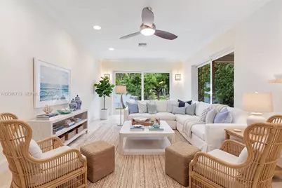7111 Bamboo St, Miami Lakes, FL 33014 - Photo 8