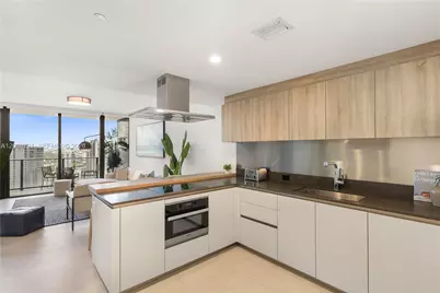 1000 Brickell Plaza #2704, Miami, FL 33131 - Photo 6