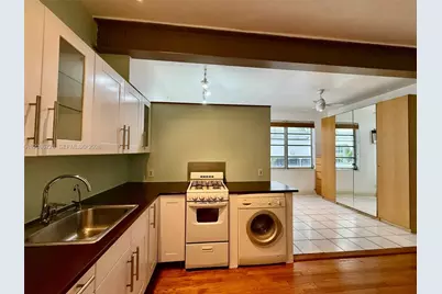 135 3rd St #17, Miami Beach, FL 33139 - Photo 26
