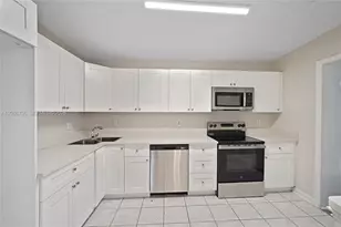 5618 Cinnamon Dr, West Palm Beach, FL 33415 - Photo 4