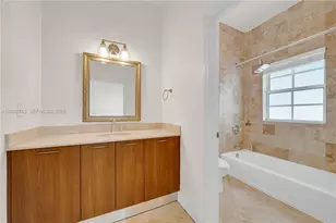 1035 SW 9th Ct, Miami, FL 33130 - Photo 22