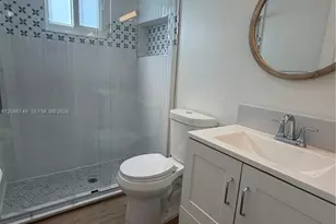 1610 N 70th Ave, Hollywood, FL 33024 - Photo 16