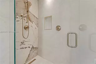 178 NE 45th St, Miami, FL 33137 - Photo 34