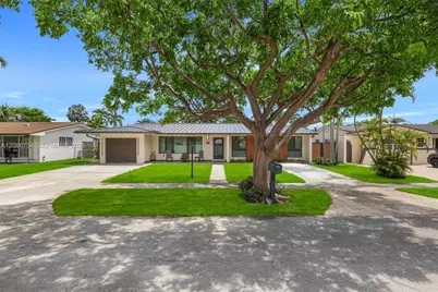 8253 W 14th Ct, Hialeah, FL 33014 - Photo 32