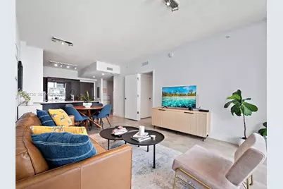 1080 Brickell Ave #1403, Miami, FL 33131 - Photo 4