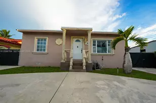358 E 45th St, Hialeah, FL 33013 - Photo 2